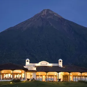 la-reunion-golf-resort-and-residences.guatemalaantiguahotels.com/